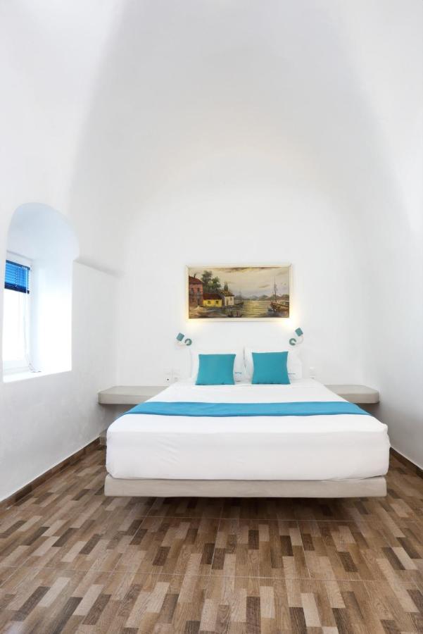 Church And Cave - Santorini Private Residences Mesaria Exterior foto